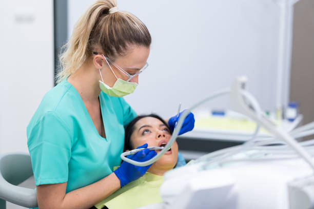 Best Dentist for Tooth Abscess  in Riley, KS